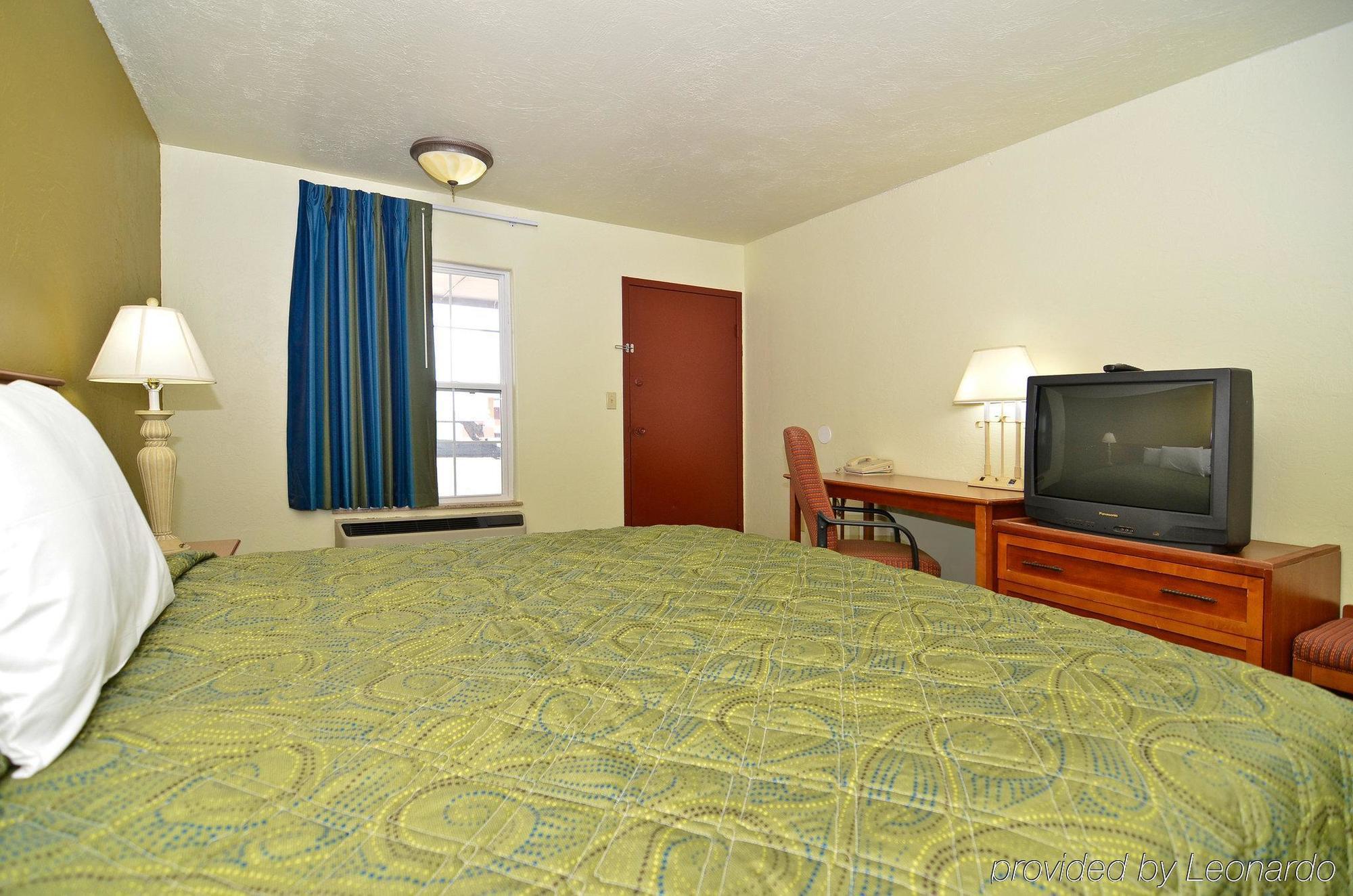 Americas Best Value Inn Pauls Valley Room photo