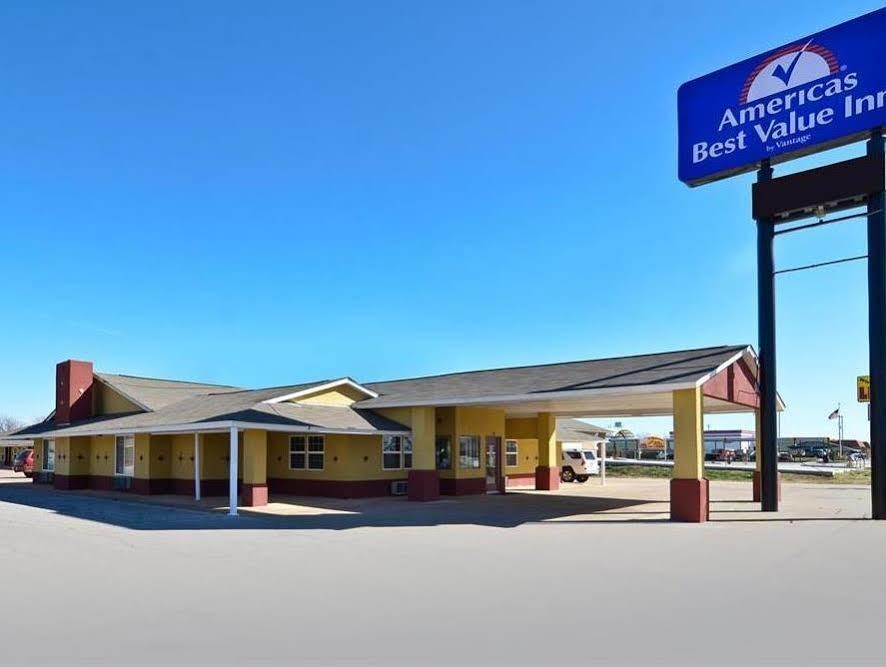 Americas Best Value Inn Pauls Valley Exterior photo