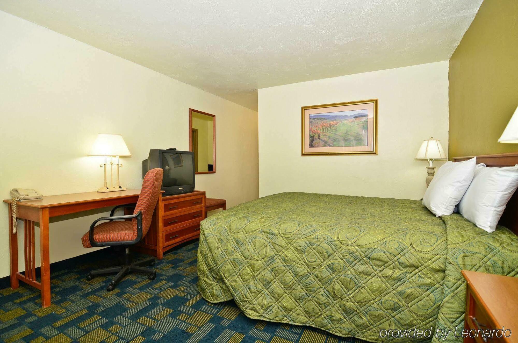 Americas Best Value Inn Pauls Valley Room photo